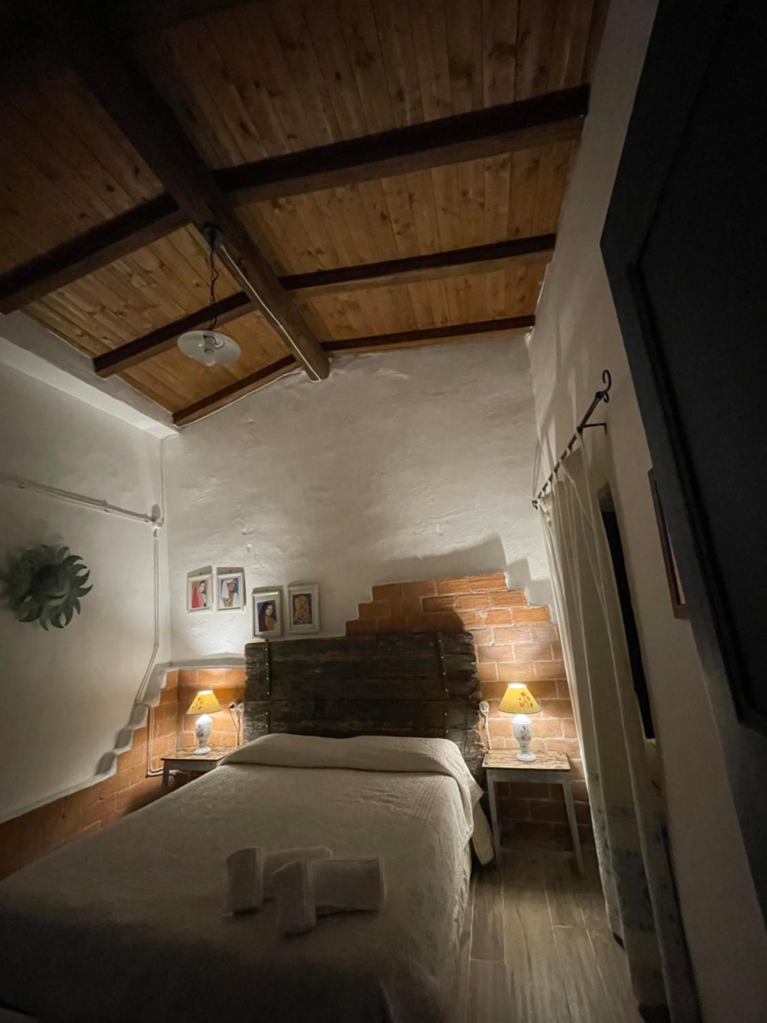 B&B Corte San Lussorio 오리에나 외부 사진