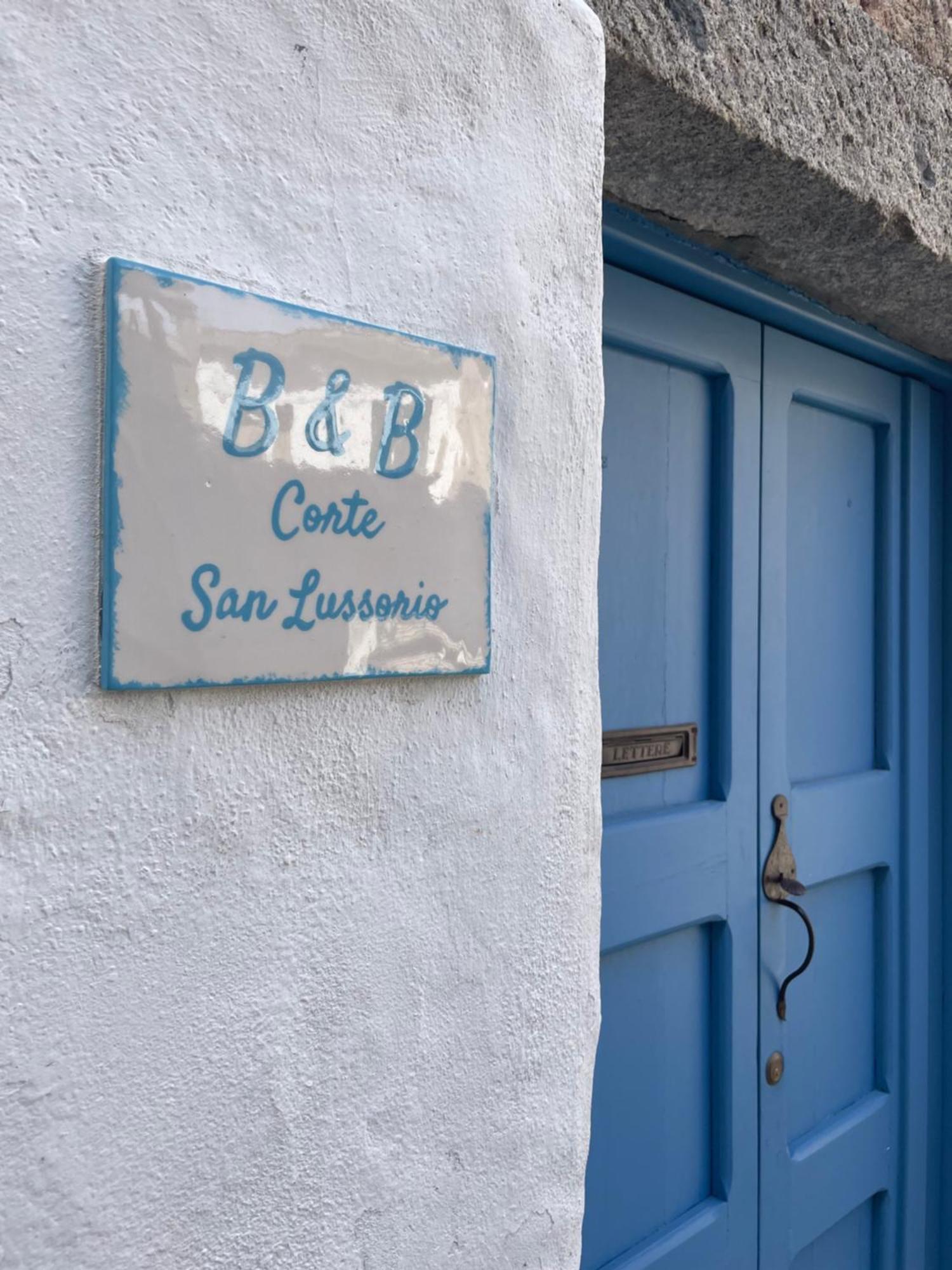 B&B Corte San Lussorio 오리에나 외부 사진